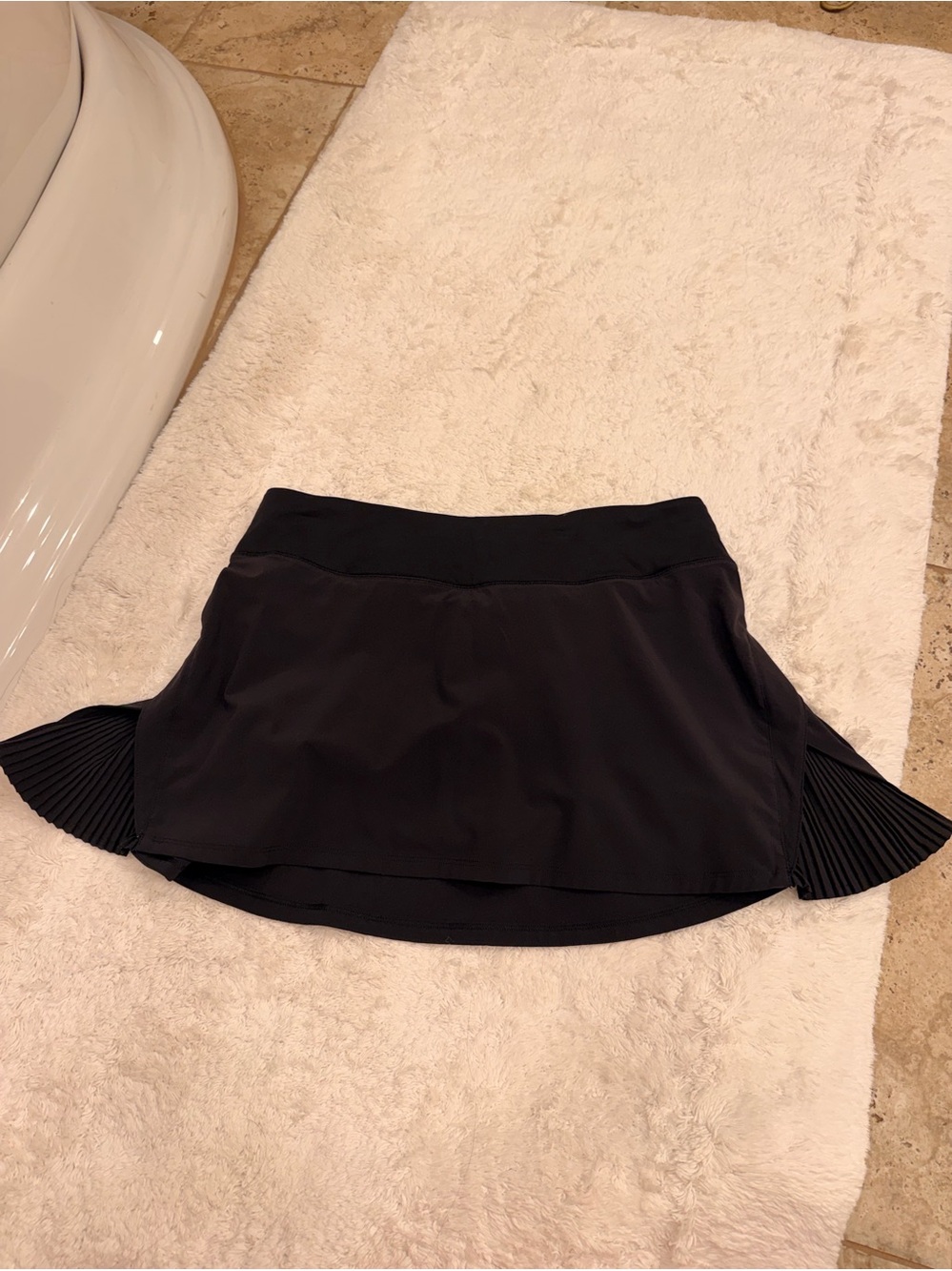 Lululemon Black Women’s Skirt size 8